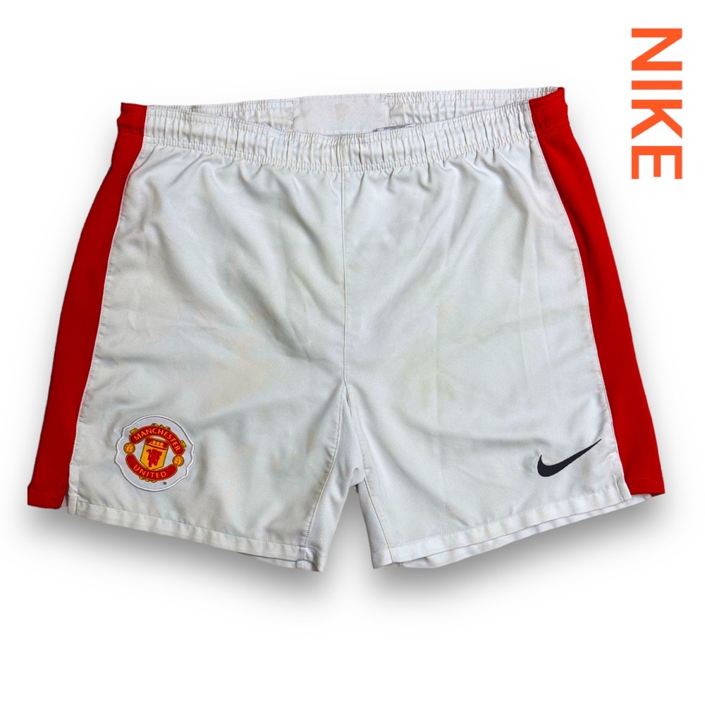 DONATED bc $8 is too much to ask for a $60
Pair of Nike shorts.
